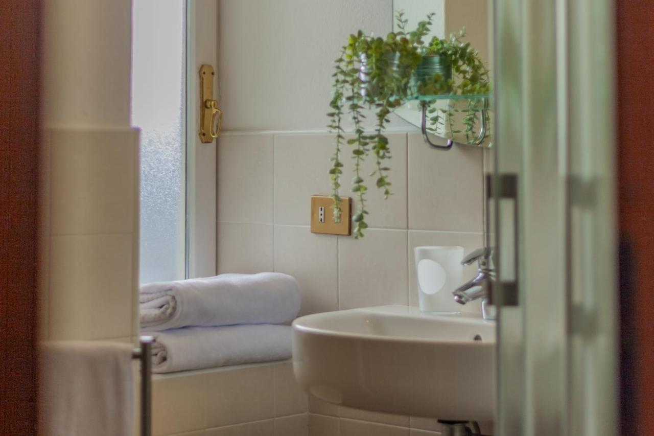 Easy Welcome Casa Cavour Bellagio Exterior foto